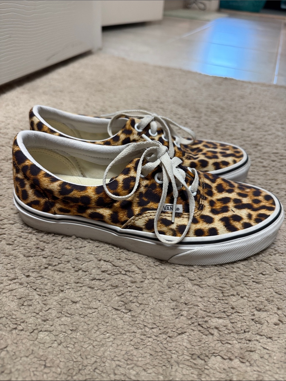 Vans Leopard Print Canvas Sneakers - Brown & Black 7.5 Womens - Picture 4 of 7